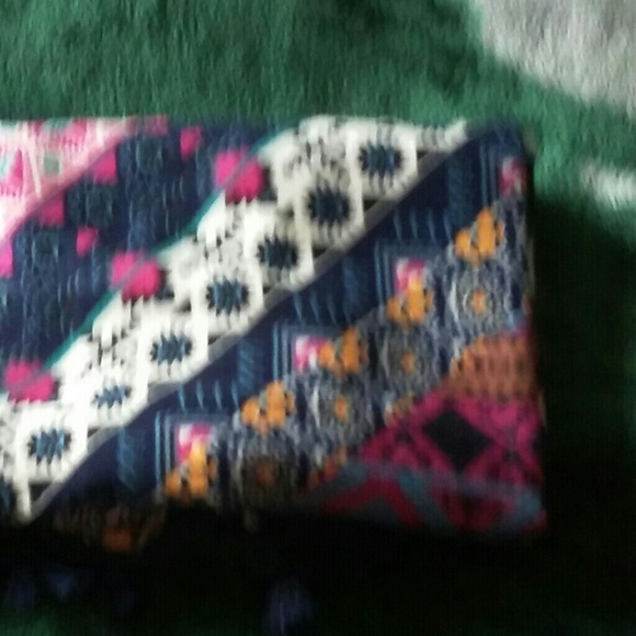 Scarf - Picture 2 of 2